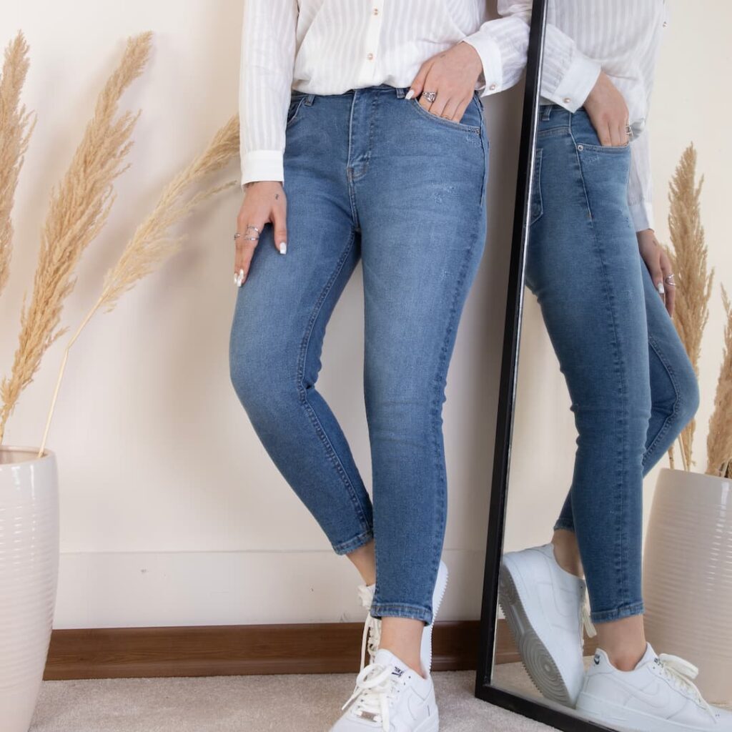 شلوارجین دخترونه جذب زاپ نما 14535 ZARA