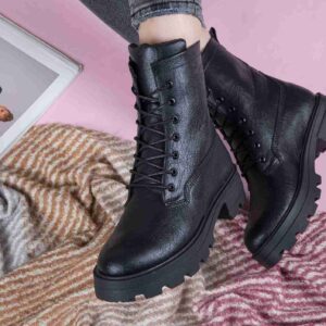 نیم بوت بنددار DR MARTENS