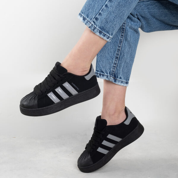 کتونی دخترانه ADIDAS 3047