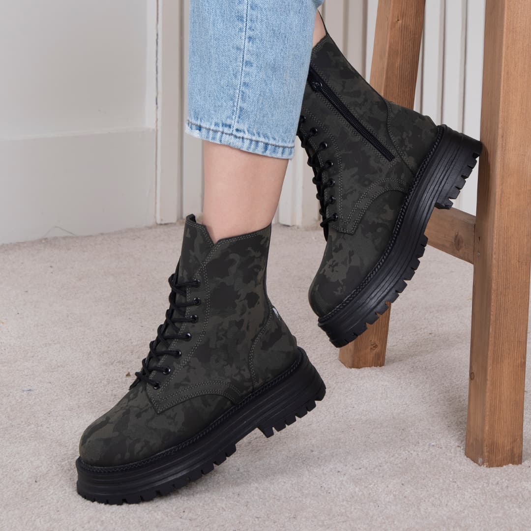 نیم بوت دخترونه سربازی بارکدی