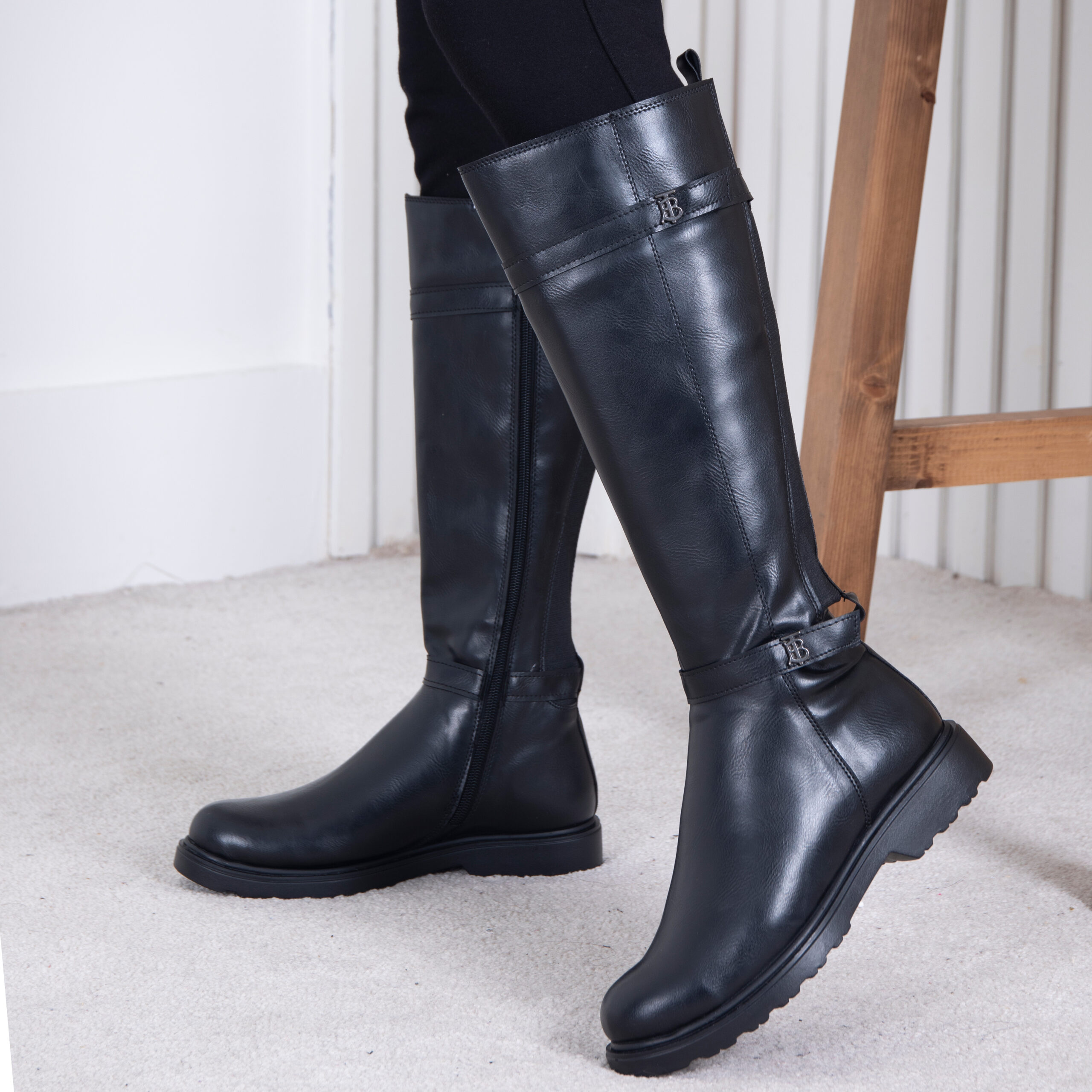 بوت دخترونه سگک B