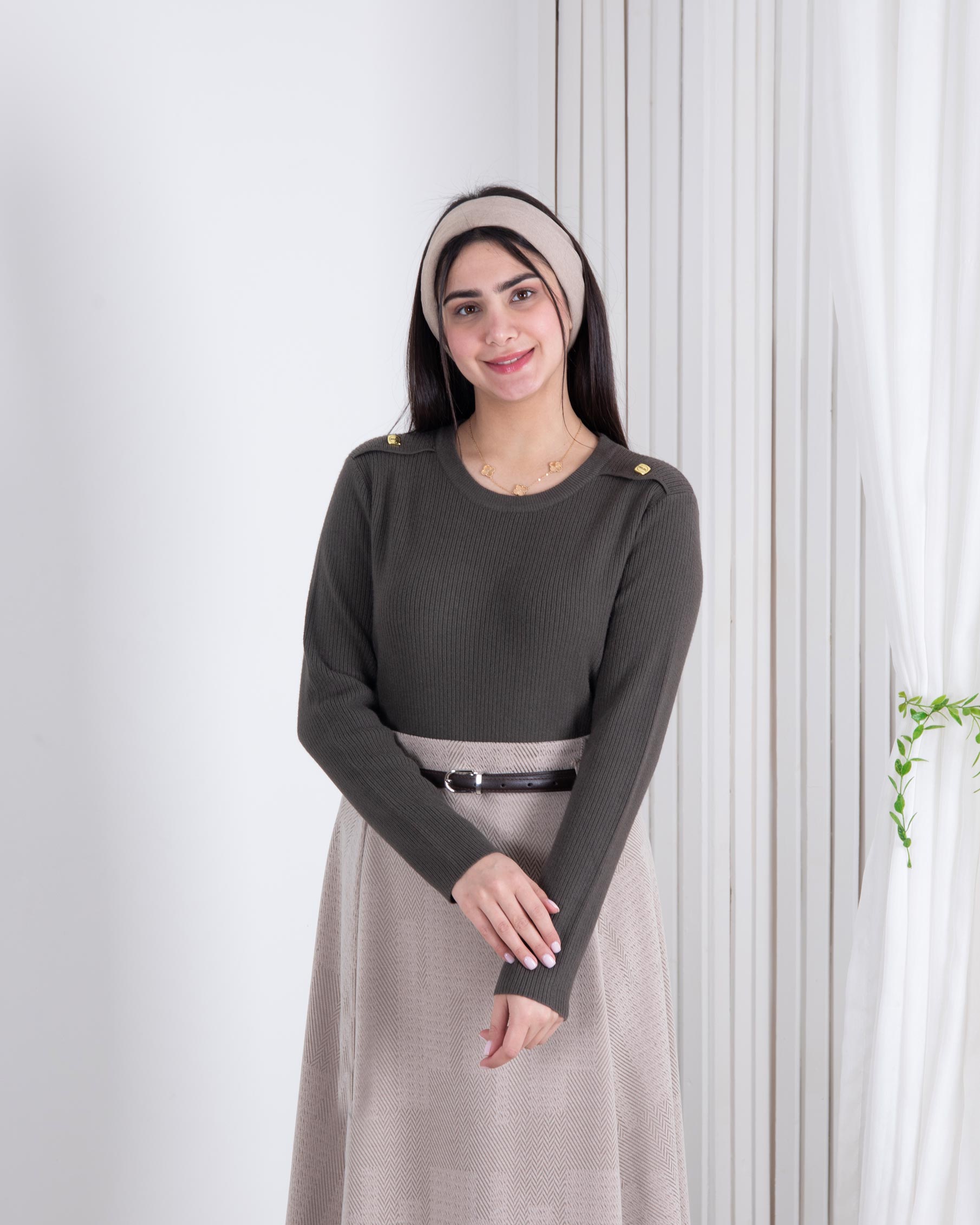 بلوز بافت کبریتی سرشونه دکمه MIU بلوز بافت کبریتی سرشونه دکمه MIU - Image 1