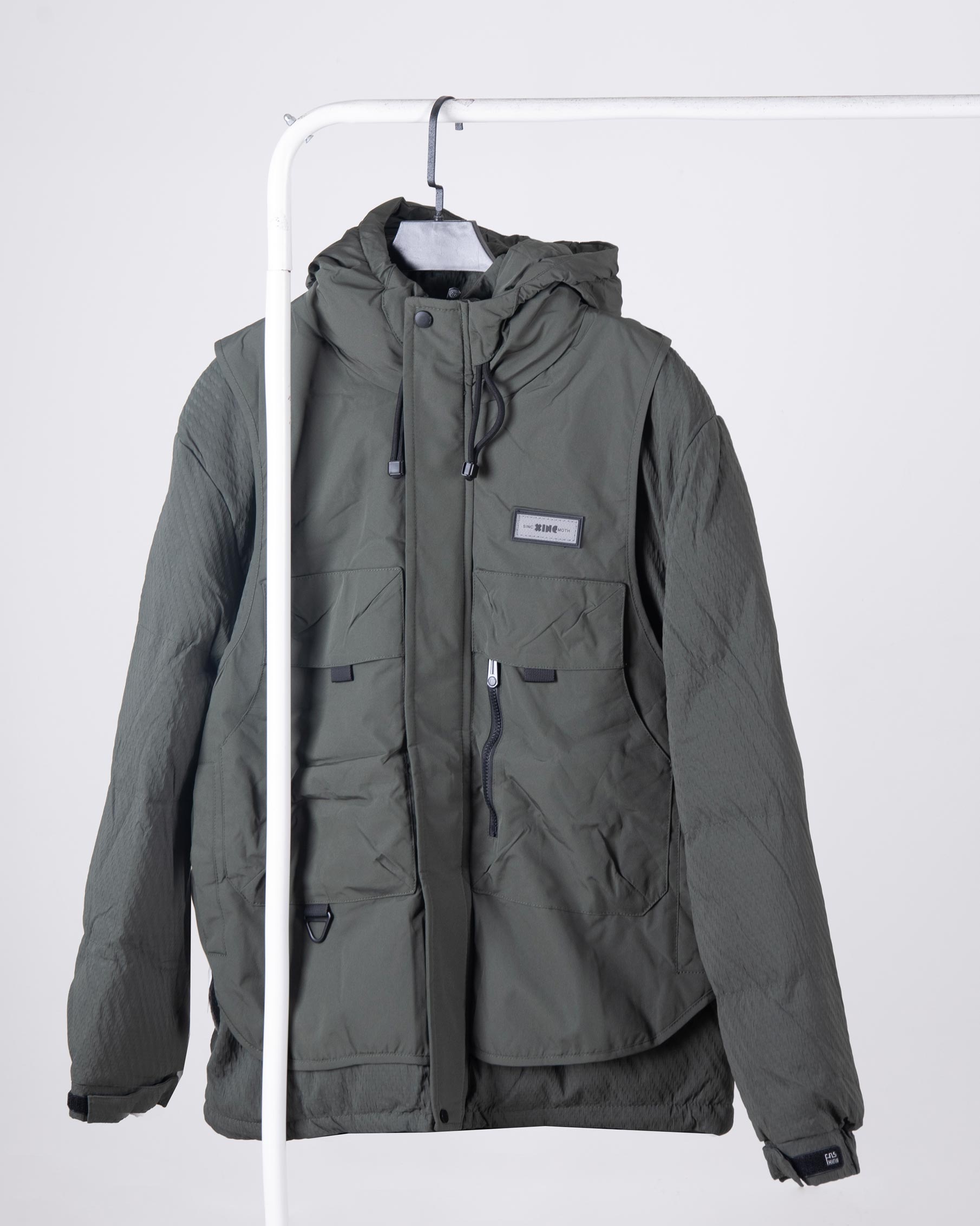 6کاپشن مردونه وارداتی ژیله دارDJ/XINE/6537 کاپشن مردونه وارداتی ژیله دارDJ/XINE/6537 - Image 1