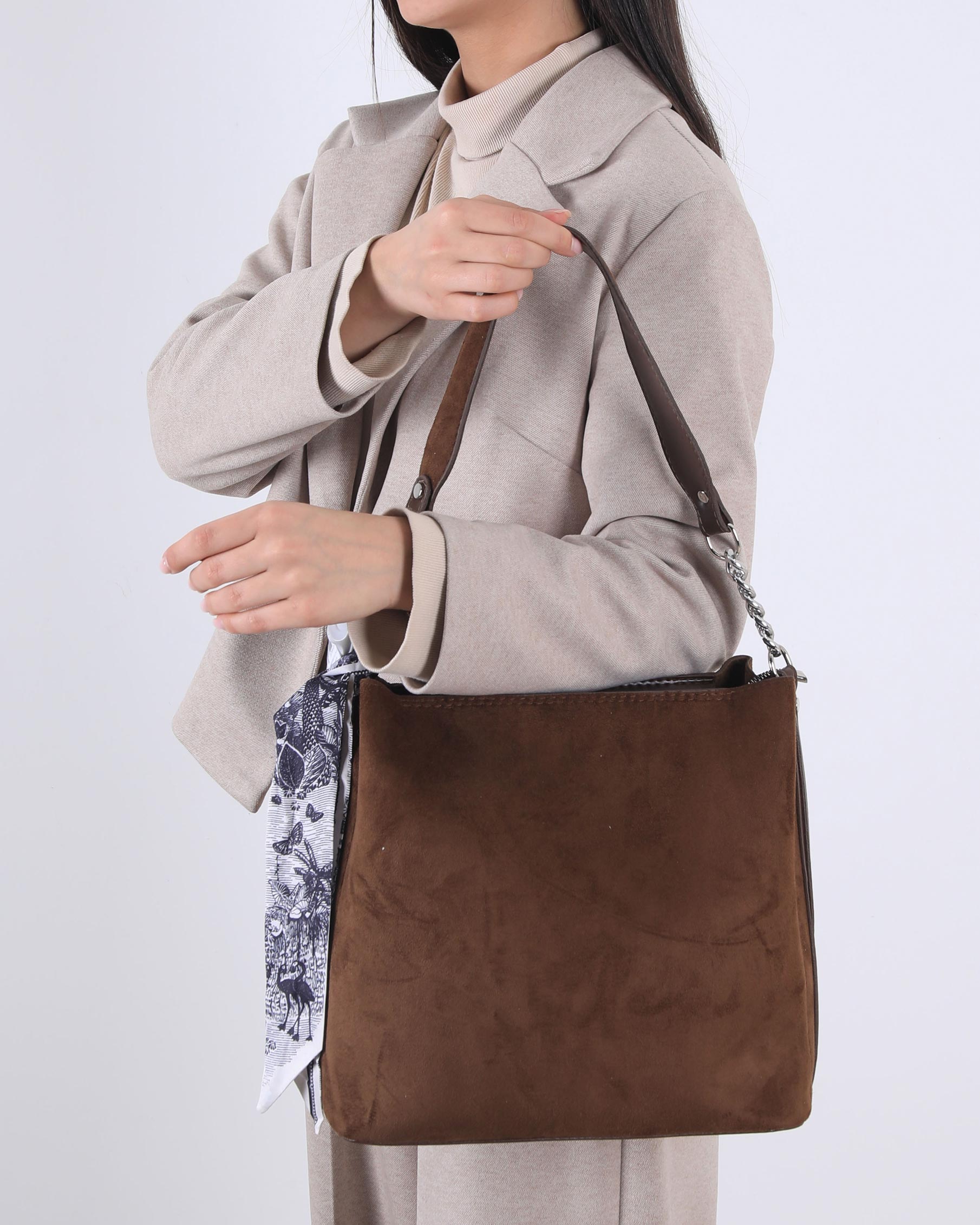 8 کیف جیر شال CHRISTIAN 611 - Image 1