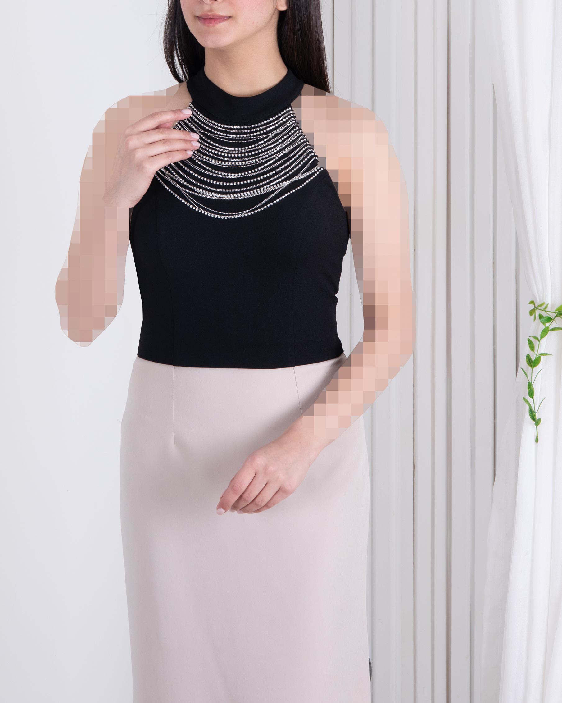 تاپ یقه ایستاده نگین زنجیر NAFIS DRESS تاپ یقه ایستاده نگین زنجیر NAFIS DRESS - Image 1