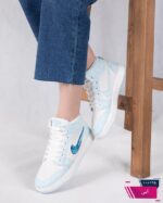 کتونی دراگون زنانه طرح گل NIKE - Image 4